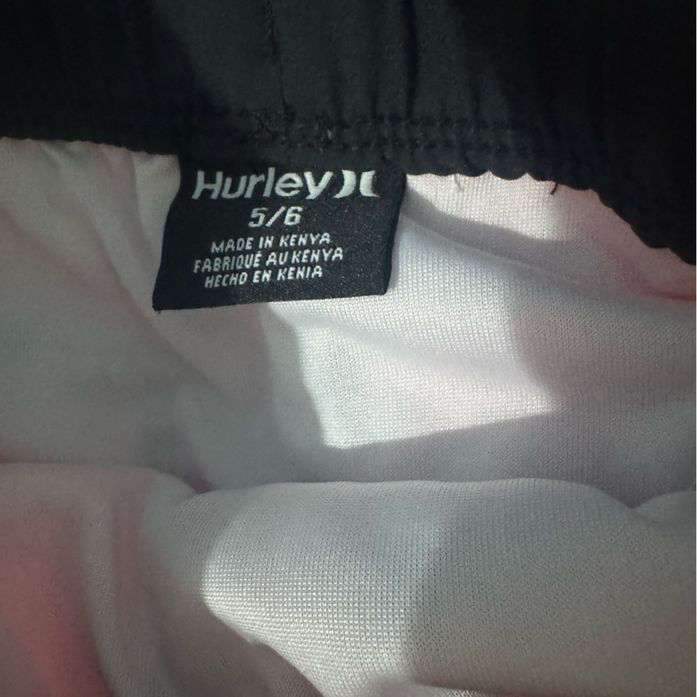Hurley Size 5/6 Swim Trunks - Picture 3 of 4